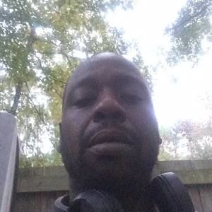 Meet your Posher, Derrick